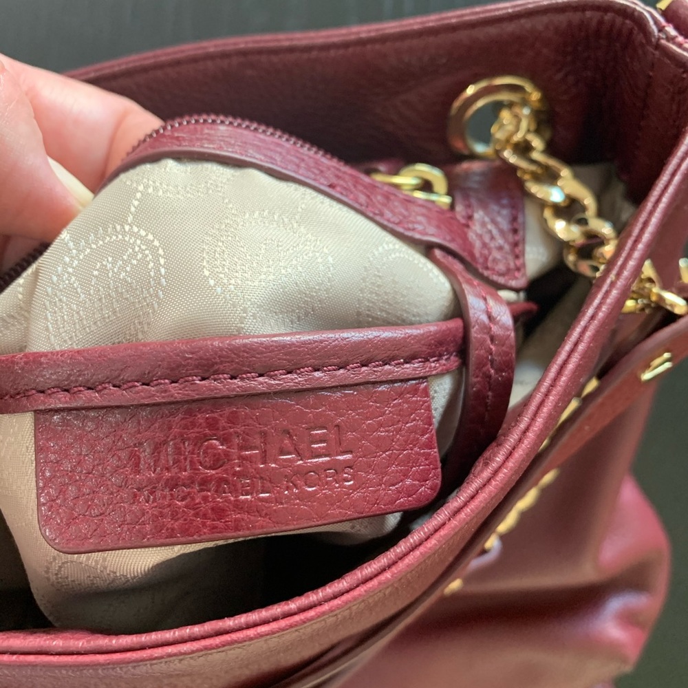 Michael Kors Bag - Picture 2 of 6